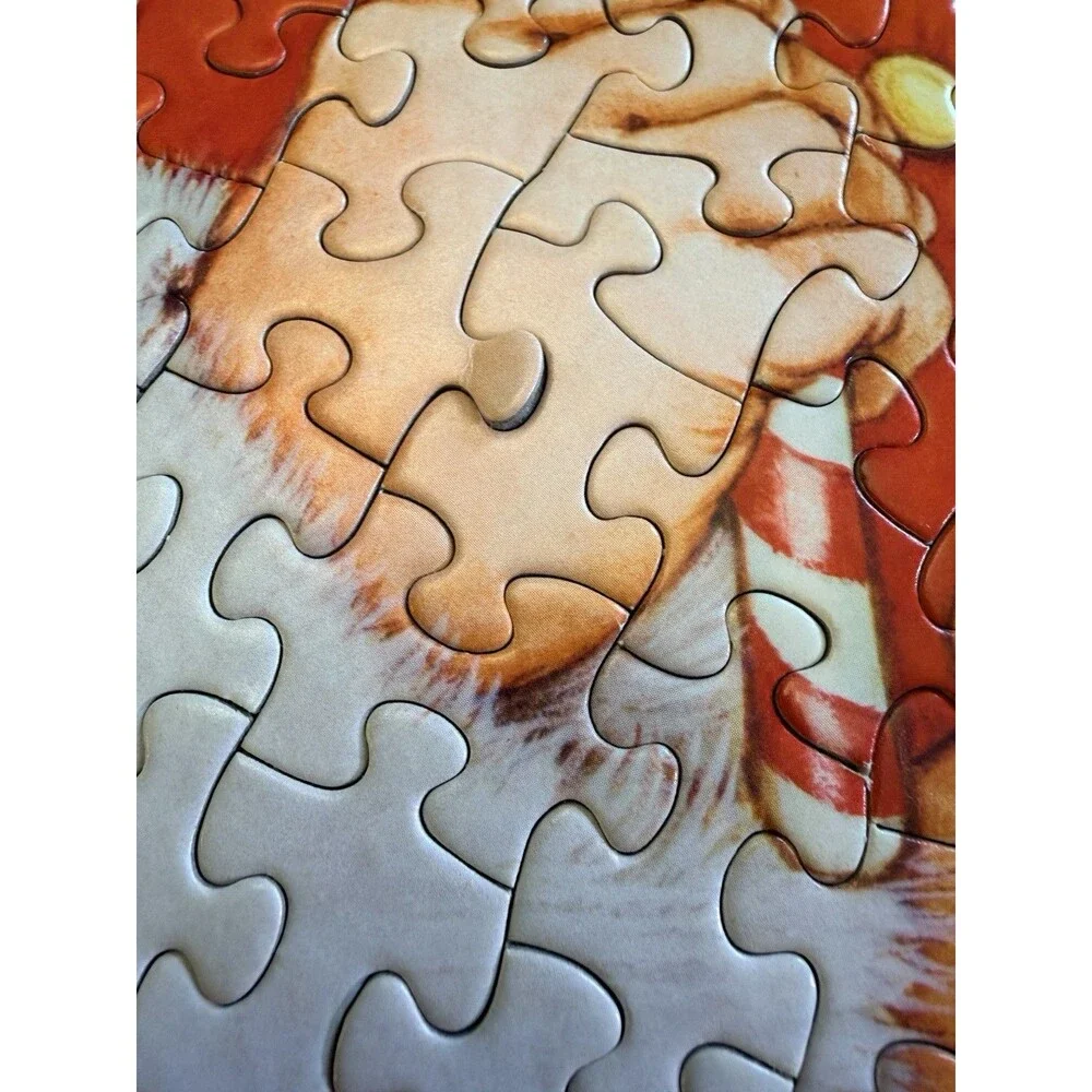 VINTAGE Hallmark Outlines Santa Shaped 500Pc Puzzle COMPLETE 30